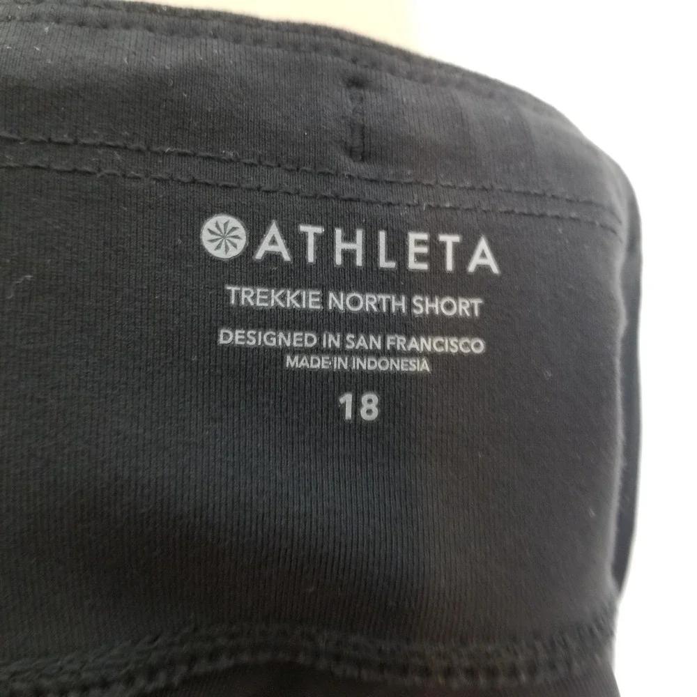 Athleta Trekkie North Shorts Women Sz 18 Black Athletic Pull On Gym Walking‎